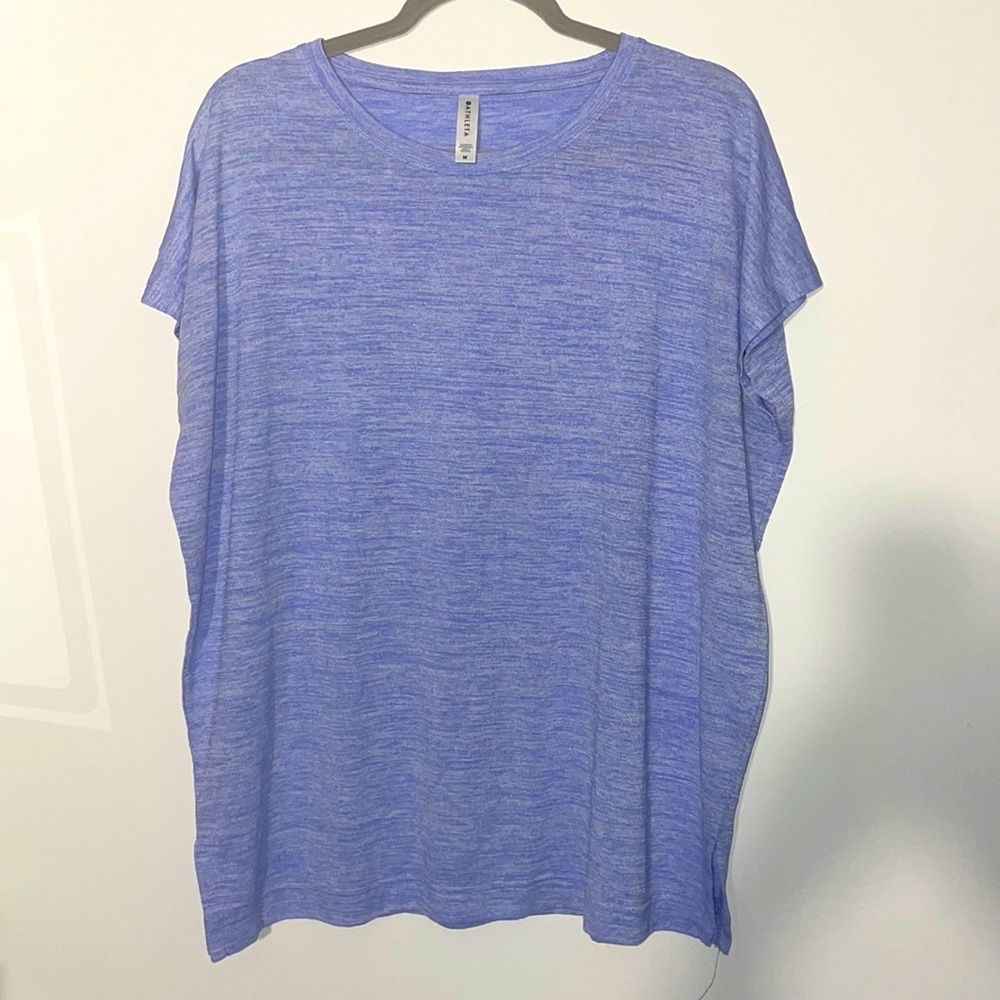 Athleta medium light blue size met tshirt